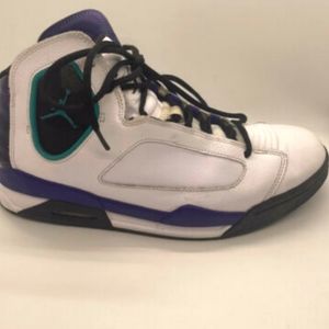 Nike flights luminary basketball shoes